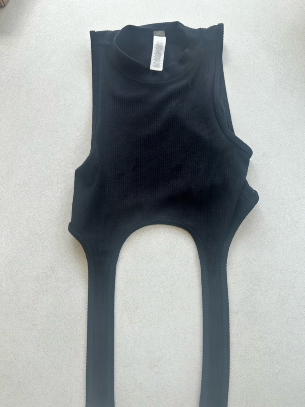ALO Wellness Ribbed Flaunt Tank Size Small - Picture 8 of 10